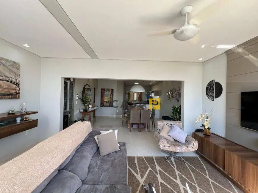 Foto 4 de Casa de Condomínio com 3 quartos à venda, 300m2 em Residencial Imigrantes, Nova Odessa - SP