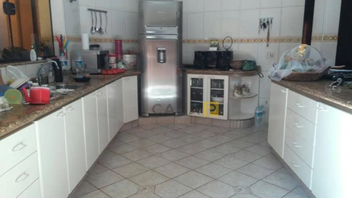 Casa com 3 quartos à venda, 300m2 em Chácara Rodrigues, Americana - SP - imagem 9 Foto 9 de Casa com 3 quartos à venda, 300m2 em Chácara Rodrigues, Americana - SP