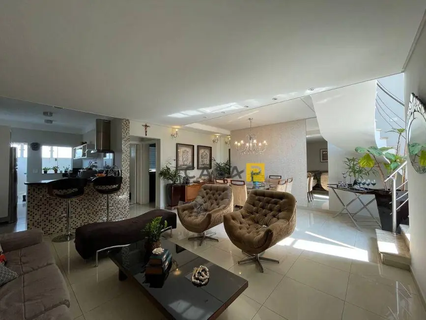 Foto 5 de Casa com 3 quartos à venda, 210m2 em Parque Novo Mundo, Americana - SP