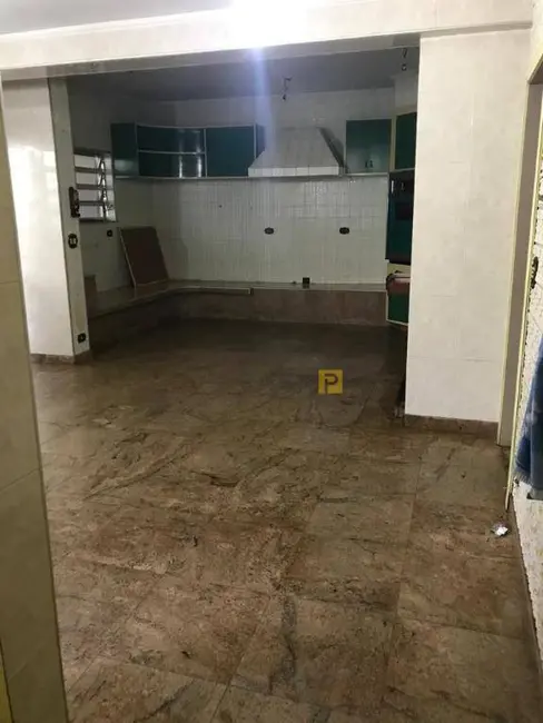 Casa com 3 quartos para alugar, 725m2 em Centro, Americana - SP - imagem 9 Foto 9 de Casa com 3 quartos para alugar, 725m2 em Centro, Americana - SP