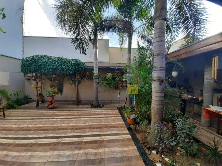 Foto 5 de Casa com 4 quartos à venda, 300m2 em Jardim Terramérica III, Americana - SP