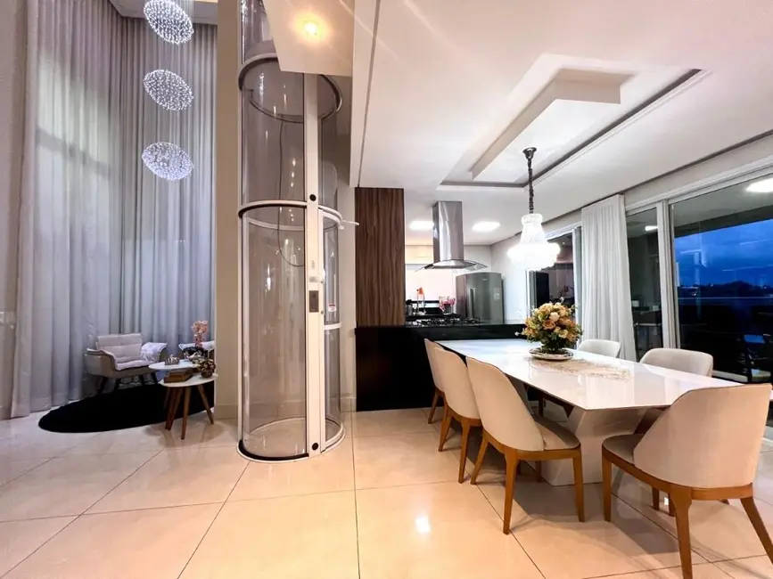 Casa de Condomínio com 3 quartos à venda, 450m2 em Loteamento Residencial Jardim Villagio, Americana - SP - imagem 9 Foto 9 de Casa de Condomínio com 3 quartos à venda, 450m2 em Loteamento Residencial Jardim Villagio, Americana - SP