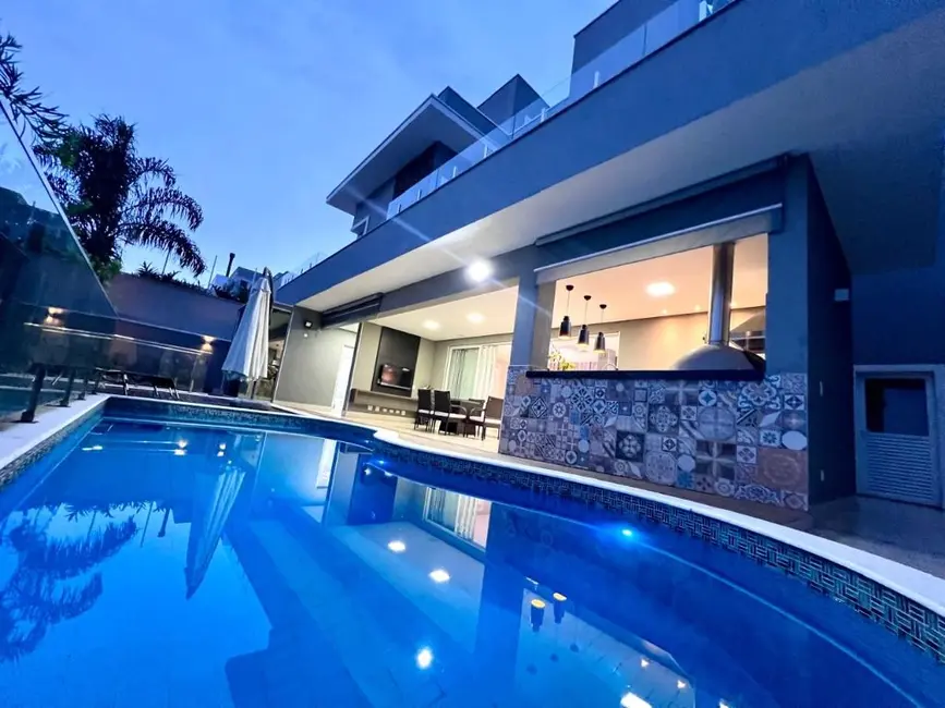 Casa de Condomínio com 3 quartos à venda, 450m2 em Loteamento Residencial Jardim Villagio, Americana - SP - imagem 4 Foto 4 de Casa de Condomínio com 3 quartos à venda, 450m2 em Loteamento Residencial Jardim Villagio, Americana - SP