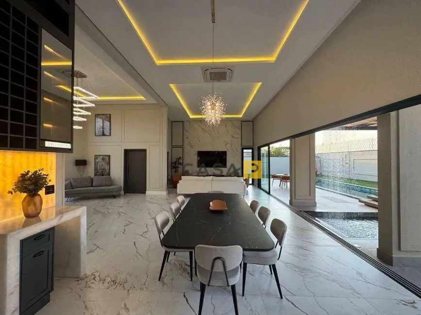 Casa de Condomínio com 4 quartos à venda e para alugar, 1060m2 em Estância Hípica, Nova Odessa - SP - imagem 6 Foto 6 de Casa de Condomínio com 4 quartos à venda e para alugar, 1060m2 em Estância Hípica, Nova Odessa - SP