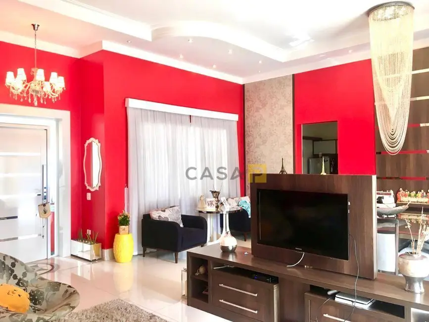 Foto 6 de Casa com 3 quartos à venda, 800m2 em Vila Santa Maria, Americana - SP