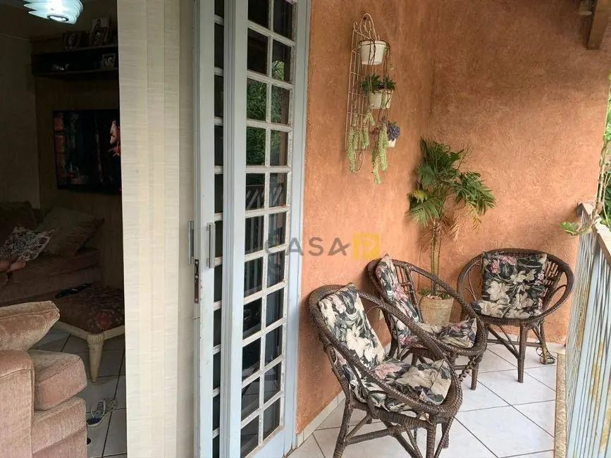 Foto 3 de Casa com 3 quartos à venda, 180m2 em Jardim Primavera, Americana - SP