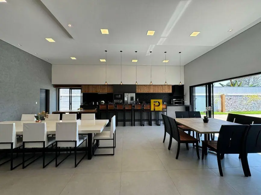 Foto 1 de Casa de Condomínio com 4 quartos à venda, 1000m2 em Estância Hípica, Nova Odessa - SP