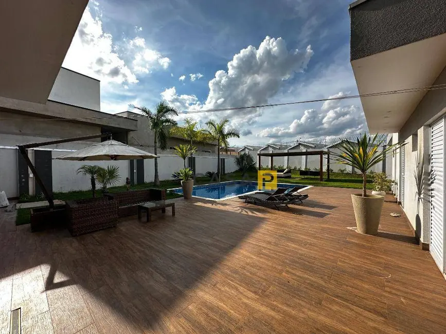 Casa de Condomínio com 3 quartos à venda e para alugar, 1017m2 em Nova Odessa - SP - imagem 5 Foto 5 de Casa de Condomínio com 3 quartos à venda e para alugar, 1017m2 em Nova Odessa - SP