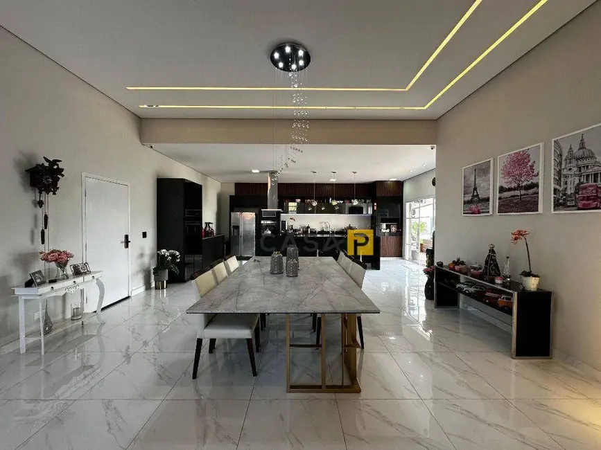 Casa de Condomínio com 3 quartos à venda e para alugar, 1017m2 em Nova Odessa - SP - imagem 4 Foto 4 de Casa de Condomínio com 3 quartos à venda e para alugar, 1017m2 em Nova Odessa - SP