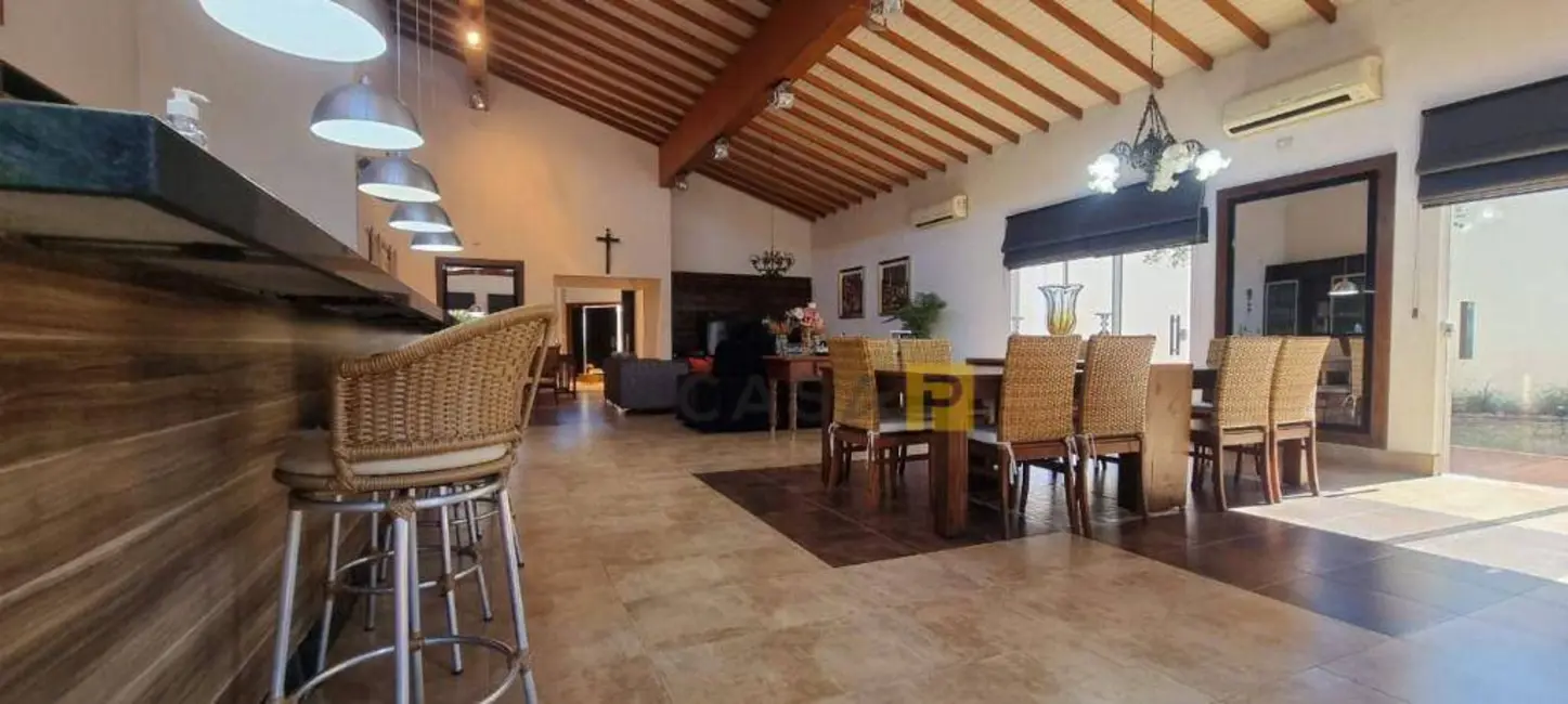 Casa com 3 quartos para alugar, 1450m2 em Chácara Letônia, Americana - SP - imagem 8 Foto 8 de Casa com 3 quartos para alugar, 1450m2 em Chácara Letônia, Americana - SP