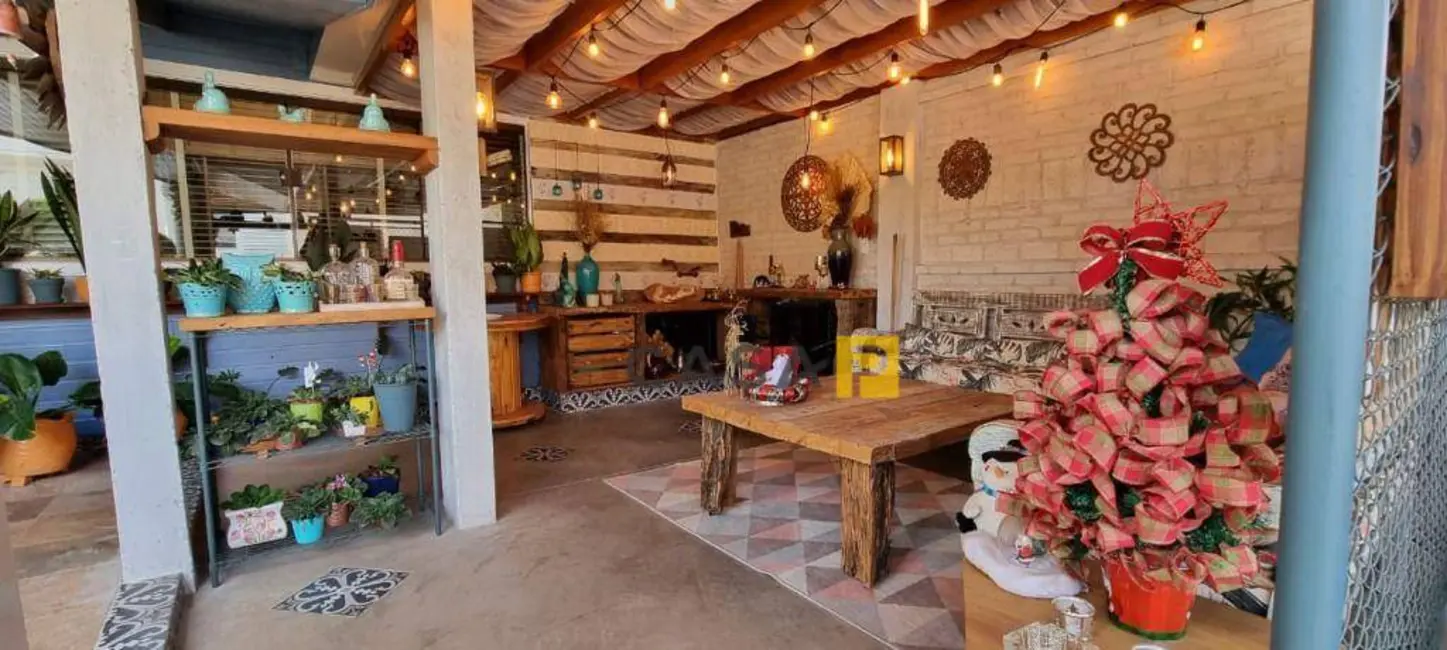 Casa de Condomínio com 3 quartos à venda, 264m2 em Iate Clube de Americana, Americana - SP - imagem 3 Foto 3 de Casa de Condomínio com 3 quartos à venda, 264m2 em Iate Clube de Americana, Americana - SP