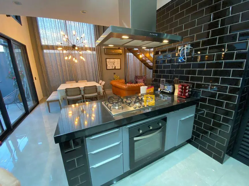 Foto 7 de Casa de Condomínio com 3 quartos à venda, 275m2 em Hortolandia - SP