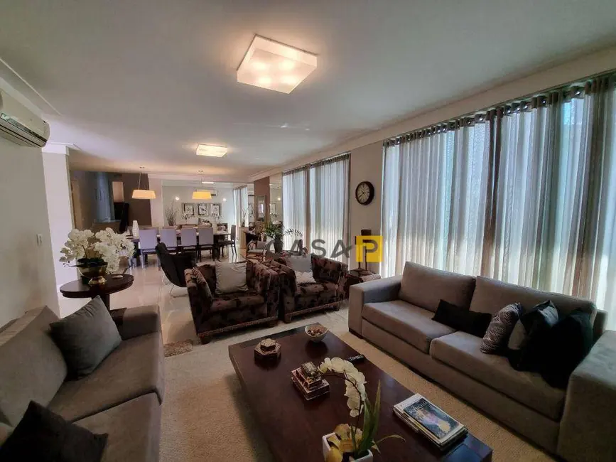 Casa com 3 quartos à venda e para alugar, 450m2 em Vila Pavan, Americana - SP - imagem 3 Foto 3 de Casa com 3 quartos à venda e para alugar, 450m2 em Vila Pavan, Americana - SP