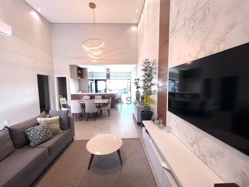 Foto 2 de Casa de Condomínio com 3 quartos à venda, 490m2 em Parque Industrial Tânia Maria Covalenco, Nova Odessa - SP