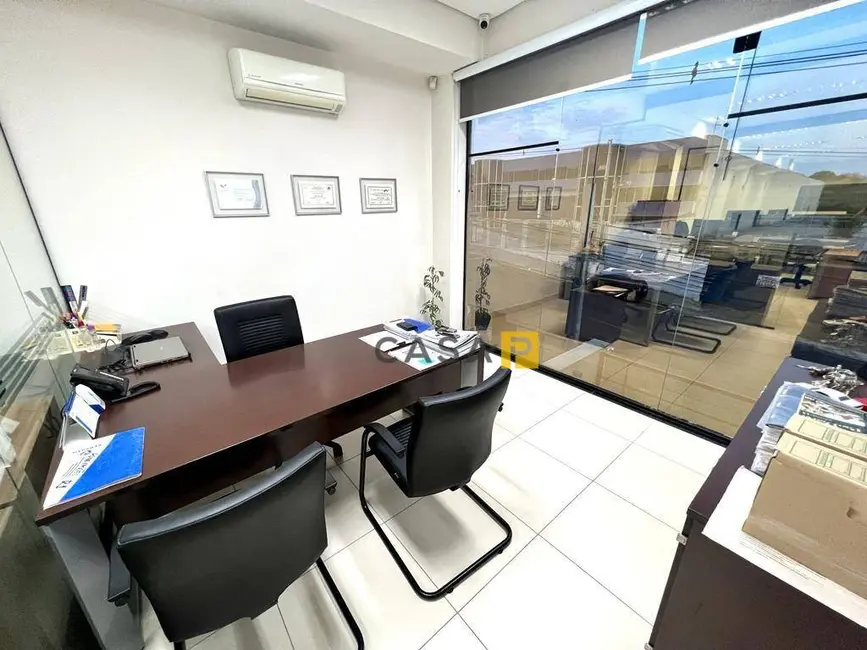 Armazém / Galpão à venda e para alugar, 330m2 em Loteamento Industrial Machadinho, Americana - SP - imagem 6 Foto 6 de Armazém / Galpão à venda e para alugar, 330m2 em Loteamento Industrial Machadinho, Americana - SP