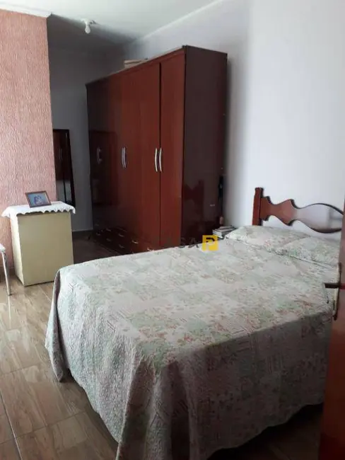 Foto 2 de Casa com 3 quartos à venda, 224m2 em Parque Residencial Jaguari, Americana - SP