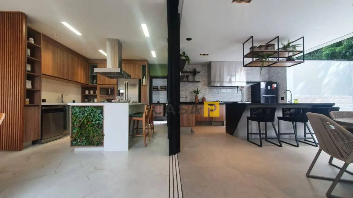 Casa de Condomínio com 5 quartos à venda, 420m2 em Riviera de São Lourenço, Bertioga - SP - imagem 5 Foto 5 de Casa de Condomínio com 5 quartos à venda, 420m2 em Riviera de São Lourenço, Bertioga - SP