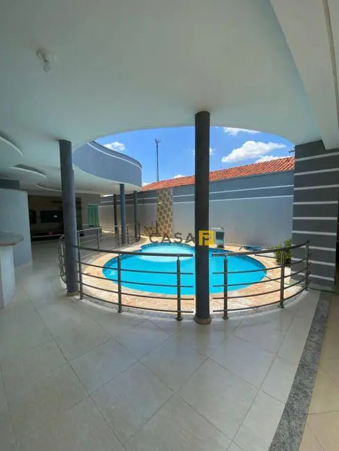 Foto 1 de Casa com 3 quartos à venda, 350m2 em Jardim Ipiranga, Americana - SP