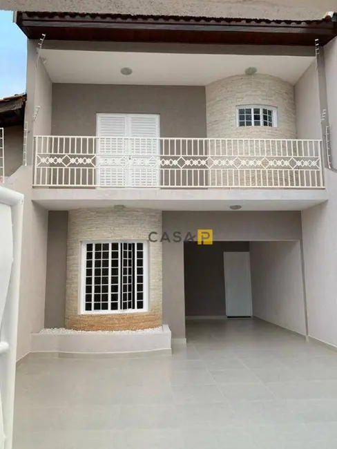 Foto 1 de Casa com 4 quartos à venda, 210m2 em Parque Residencial Jaguari, Americana - SP