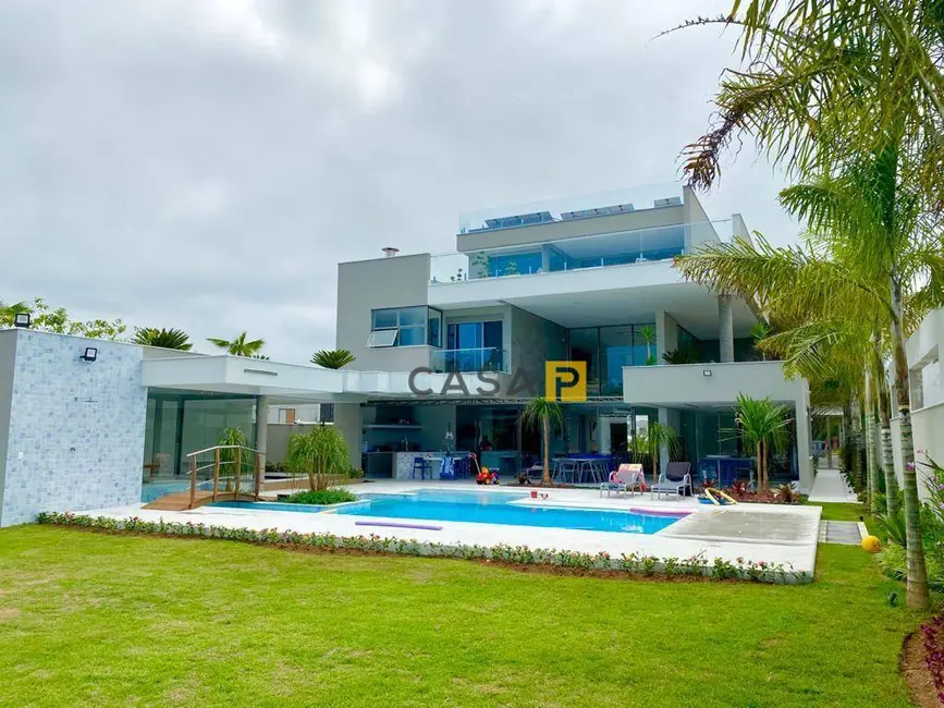 Casa com 7 quartos à venda, 1080m2 em Riviera de São Lourenço, Bertioga - SP - imagem 7 Foto 7 de Casa com 7 quartos à venda, 1080m2 em Riviera de São Lourenço, Bertioga - SP