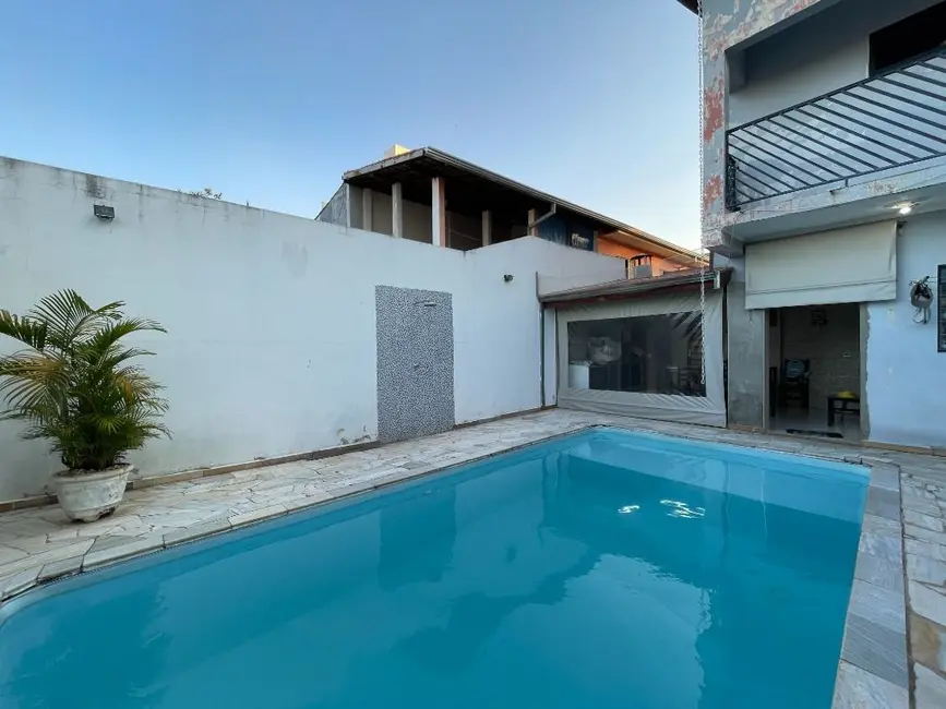 Casa com 3 quartos à venda, 300m2 em Vila Dainese, Americana - SP - imagem 2 Foto 2 de Casa com 3 quartos à venda, 300m2 em Vila Dainese, Americana - SP