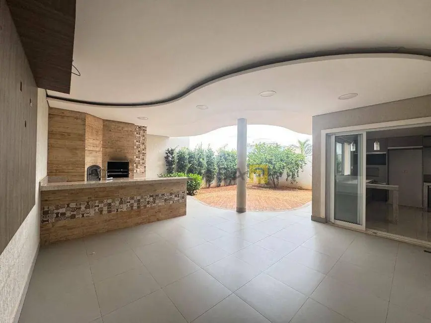 Foto 3 de Casa de Condomínio com 4 quartos à venda, 300m2 em Residencial Imigrantes, Nova Odessa - SP