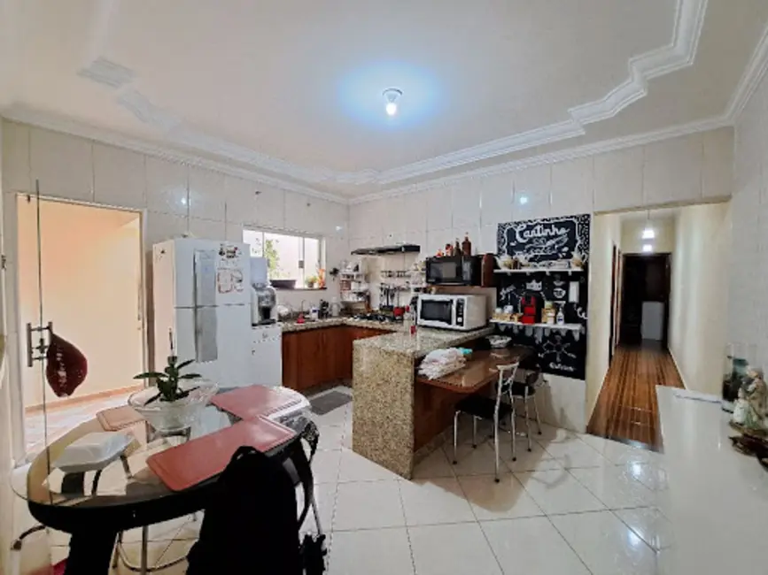 Foto 9 de Casa com 2 quartos à venda, 150m2 em Parque Residencial Jaguari, Americana - SP