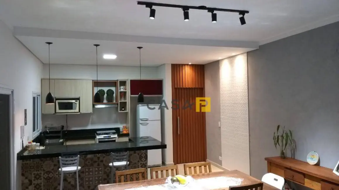 Casa com 3 quartos à venda, 300m2 em Jardim Maria Helena, Nova Odessa - SP - imagem 5 Foto 5 de Casa com 3 quartos à venda, 300m2 em Jardim Maria Helena, Nova Odessa - SP