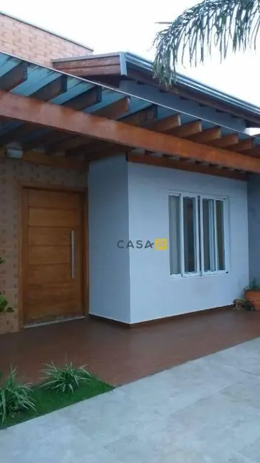 Foto 2 de Casa com 3 quartos à venda, 300m2 em Jardim Maria Helena, Nova Odessa - SP