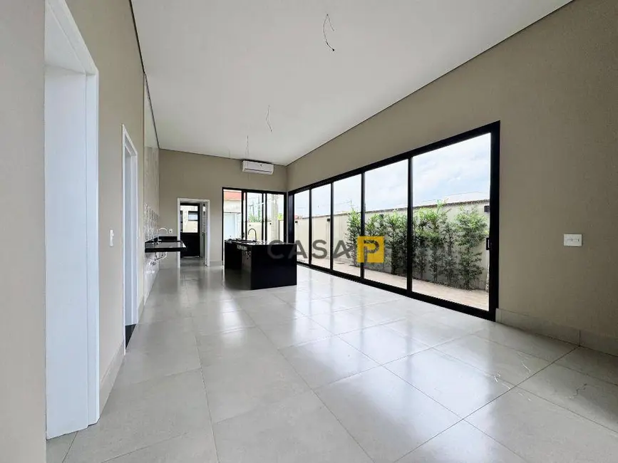 Foto 1 de Casa de Condomínio com 4 quartos à venda, 300m2 em Estância Hípica, Nova Odessa - SP