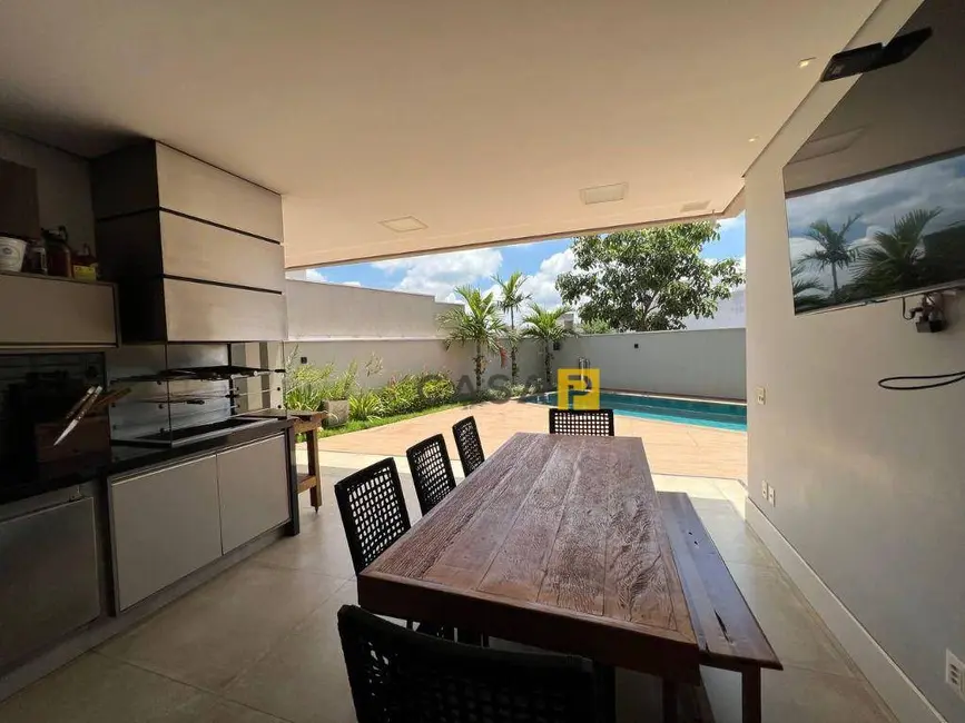 Casa de Condomínio com 4 quartos à venda, 500m2 em Vila Cordenonsi, Americana - SP - imagem 9 Foto 9 de Casa de Condomínio com 4 quartos à venda, 500m2 em Vila Cordenonsi, Americana - SP