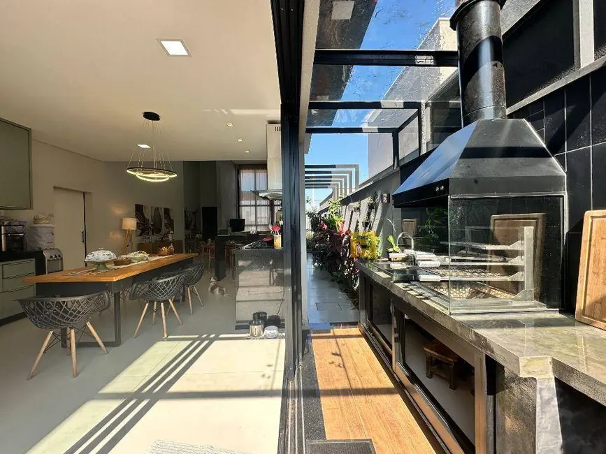 Foto 5 de Casa de Condomínio com 3 quartos à venda, 300m2 em Nova Odessa - SP