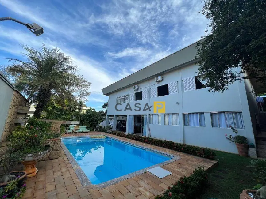 Casa com 6 quartos para alugar, 750m2 em Vila Santa Maria, Americana - SP - imagem 1 Foto 1 de Casa com 6 quartos para alugar, 750m2 em Vila Santa Maria, Americana - SP