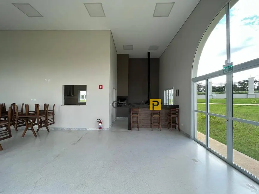 Foto 2 de Terreno / Lote à venda, 309m2 em Nova Odessa - SP