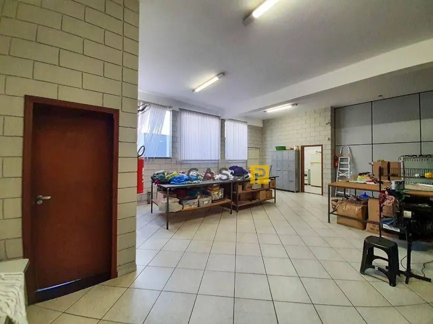 Sala Comercial à venda, 360m2 em Vila Mariana, Americana - SP - imagem 9 Foto 9 de Sala Comercial à venda, 360m2 em Vila Mariana, Americana - SP