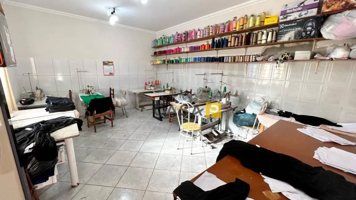 Foto 3 de Casa com 2 quartos à venda, 1000m2 em Vale das Paineiras, Americana - SP