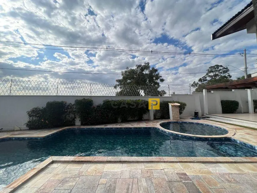 Casa de Condomínio com 3 quartos à venda e para alugar, 1250m2 em Vale das Paineiras, Americana - SP - imagem 8 Foto 8 de Casa de Condomínio com 3 quartos à venda e para alugar, 1250m2 em Vale das Paineiras, Americana - SP