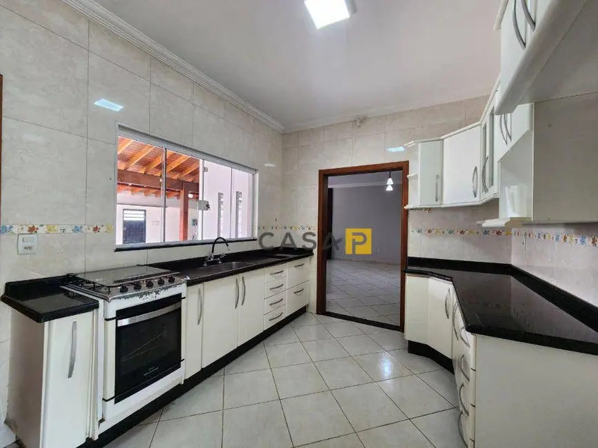 Foto 1 de Casa com 4 quartos à venda, 250m2 em Jardim Marajoara, Nova Odessa - SP