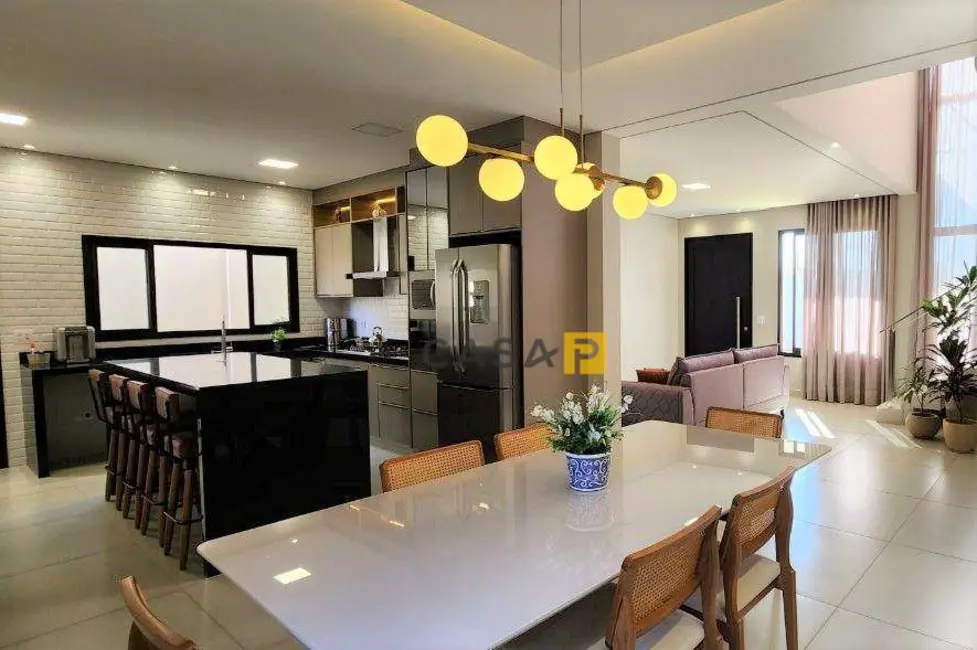 Foto 3 de Casa com 3 quartos à venda, 510m2 em Jardim São Vito, Americana - SP