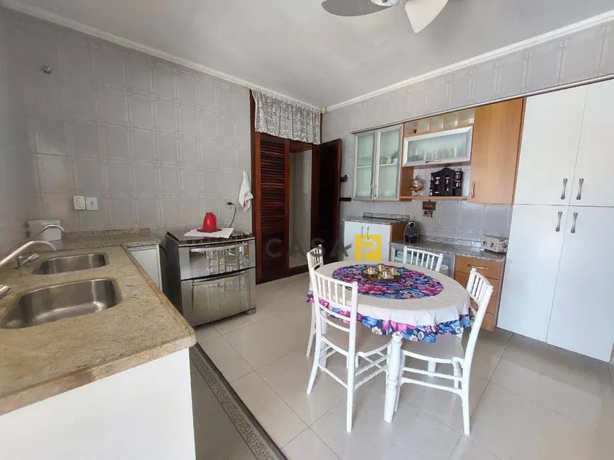 Casa com 3 quartos à venda, 1082m2 em Chácara Machadinho II, Americana - SP - imagem 3 Foto 3 de Casa com 3 quartos à venda, 1082m2 em Chácara Machadinho II, Americana - SP