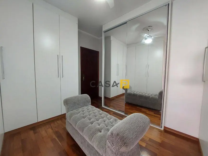Casa com 3 quartos à venda, 1082m2 em Chácara Machadinho II, Americana - SP - imagem 9 Foto 9 de Casa com 3 quartos à venda, 1082m2 em Chácara Machadinho II, Americana - SP