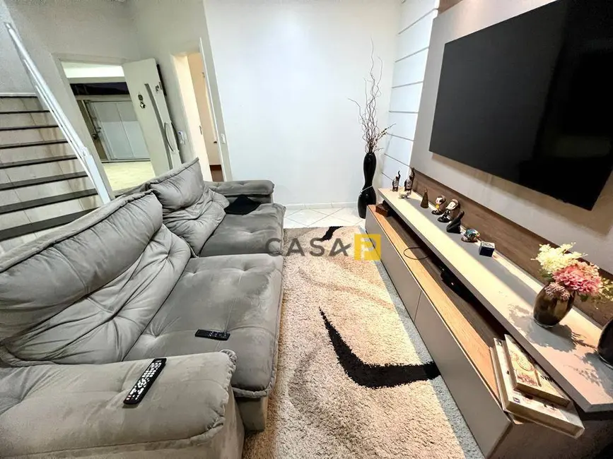 Foto 8 de Casa com 3 quartos à venda, 358m2 em Parque Novo Mundo, Americana - SP