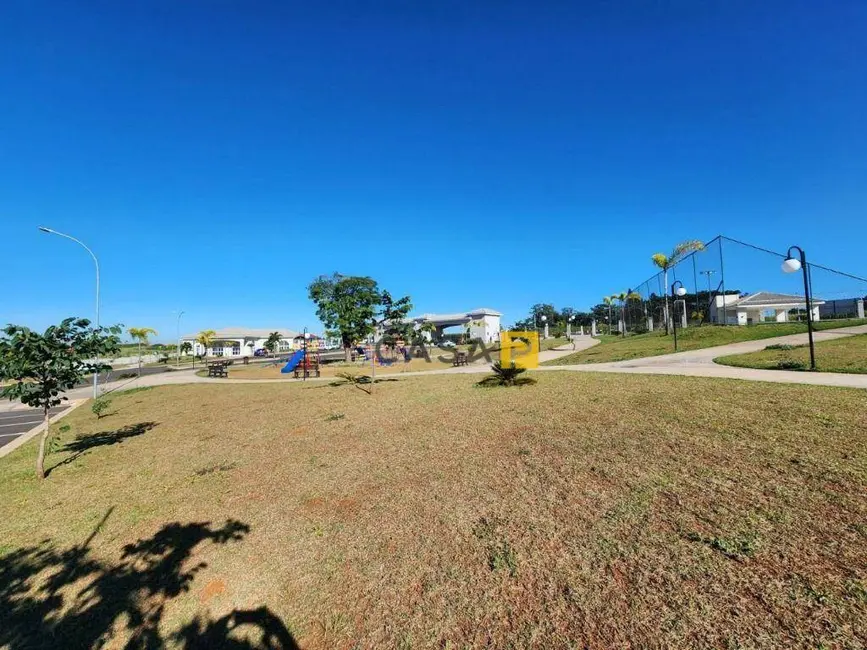 Foto 2 de Terreno / Lote à venda, 317m2 em Nova Odessa - SP