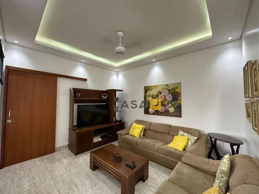 Foto 8 de Chácara com 3 quartos à venda, 1630m2 em Limeira - SP