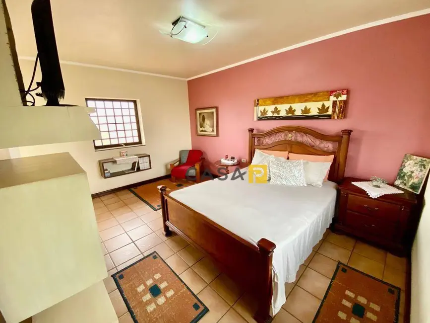 Foto 4 de Casa com 3 quartos à venda, 531m2 em Vila Mariana, Americana - SP