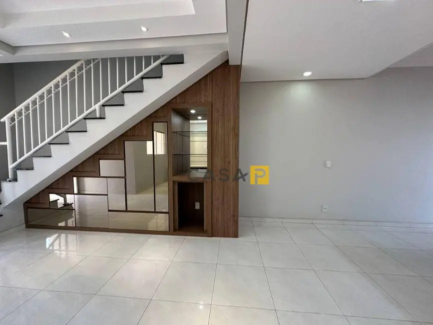 Casa com 3 quartos para alugar, 150m2 em Werner Plaas, Americana - SP - imagem 5 Foto 5 de Casa com 3 quartos para alugar, 150m2 em Werner Plaas, Americana - SP