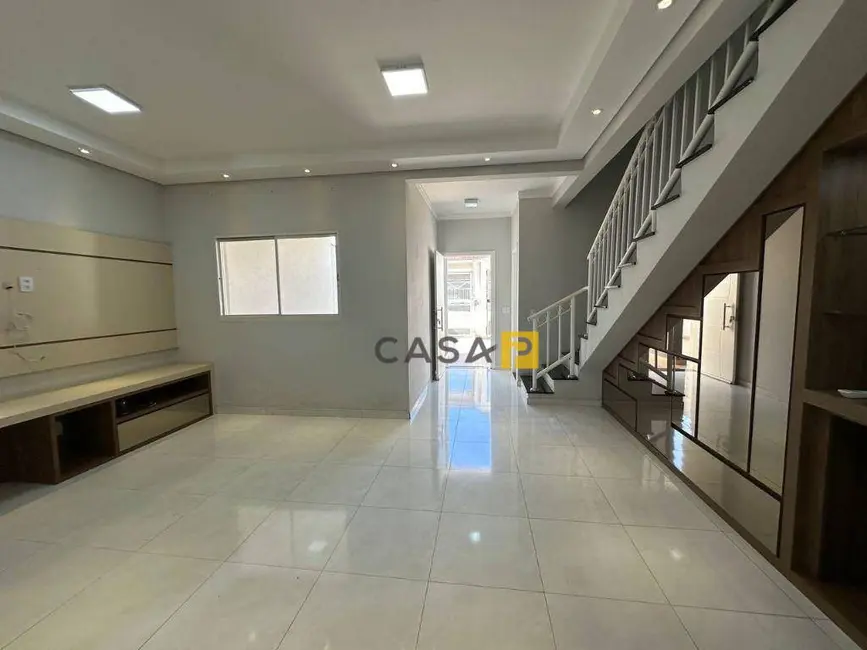 Casa com 3 quartos para alugar, 150m2 em Werner Plaas, Americana - SP - imagem 4 Foto 4 de Casa com 3 quartos para alugar, 150m2 em Werner Plaas, Americana - SP
