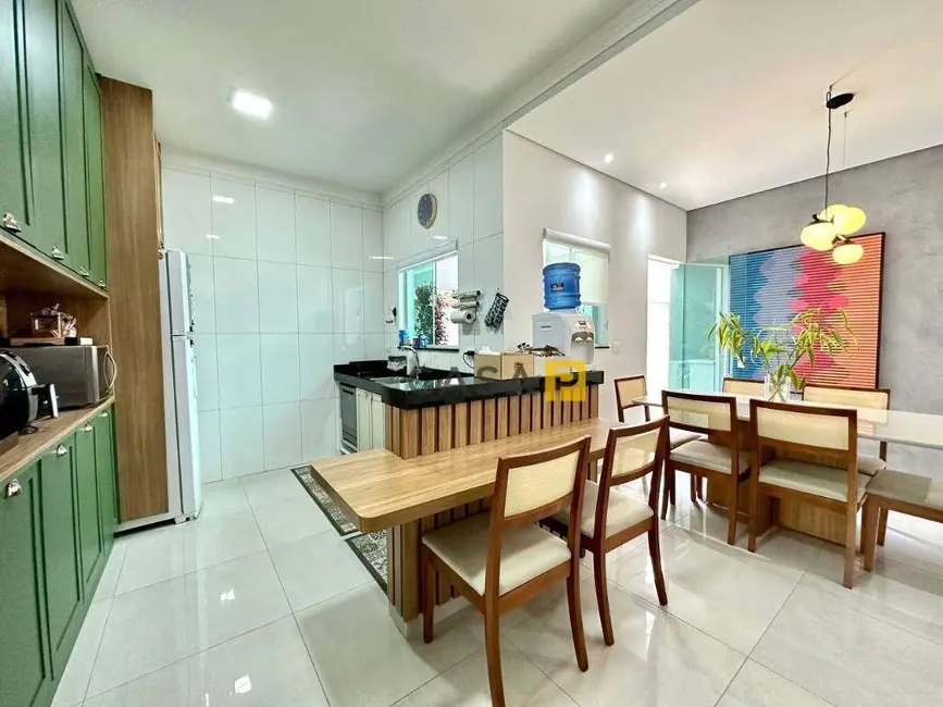 Foto 5 de Casa com 3 quartos à venda, 180m2 em Vila Santa Maria, Americana - SP