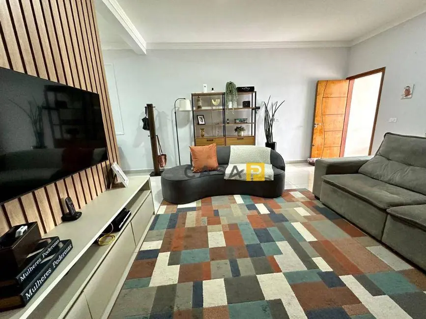 Foto 1 de Casa com 3 quartos à venda, 180m2 em Vila Santa Maria, Americana - SP