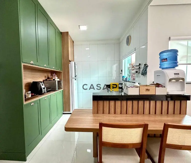 Foto 6 de Casa com 3 quartos à venda, 180m2 em Vila Santa Maria, Americana - SP